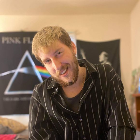 Meet your Posher, Samuel - Picture 1 of 1